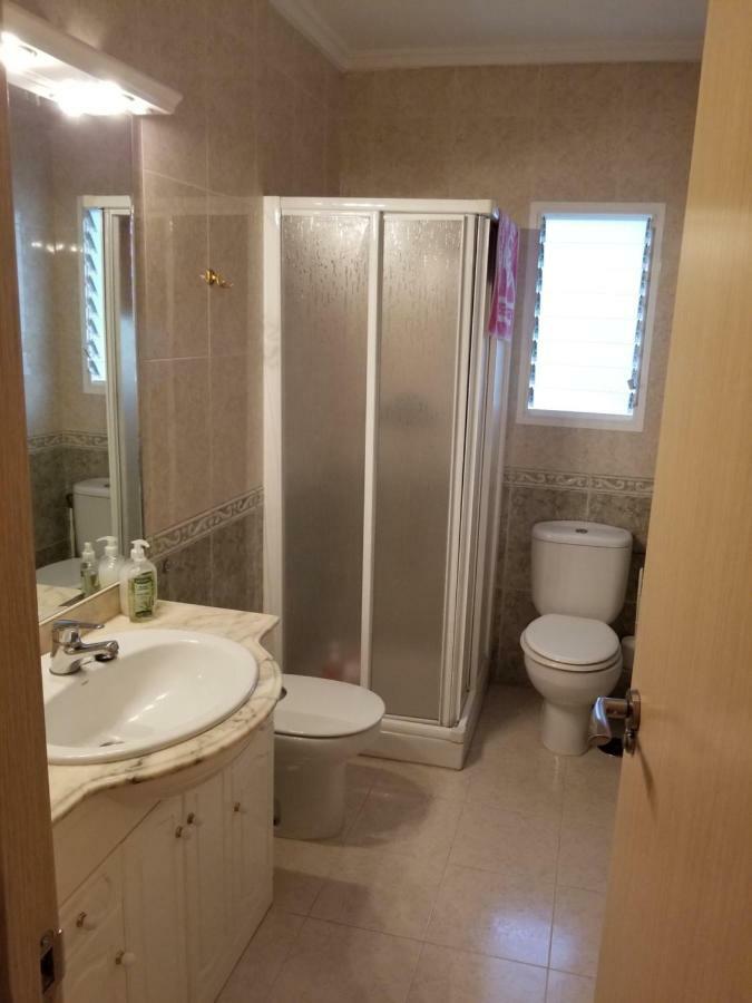 Calle De Dona Dolsa N6, 2Dcha Аликанте Екстериор снимка
